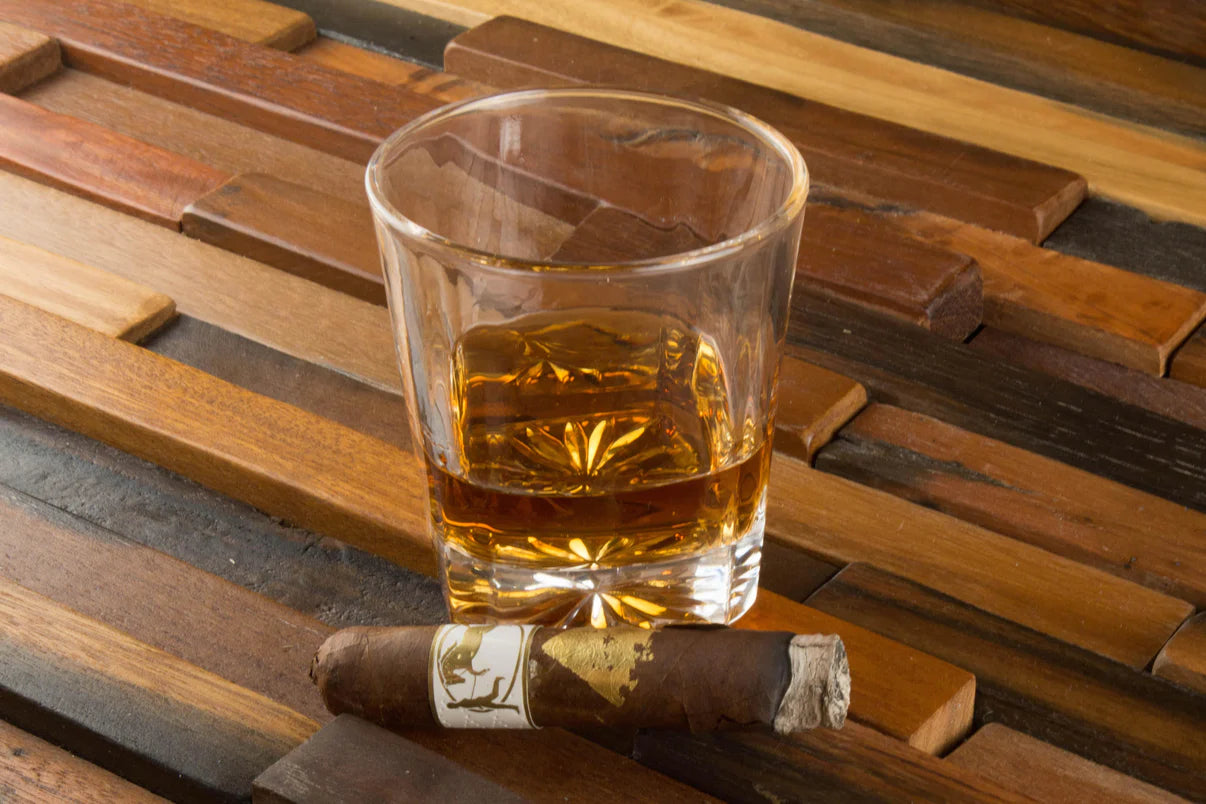 Premium Customized Whiskey Glasses